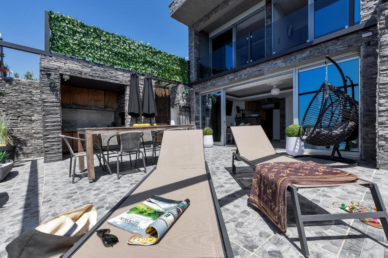 Villa Iva Pisak Esterno foto